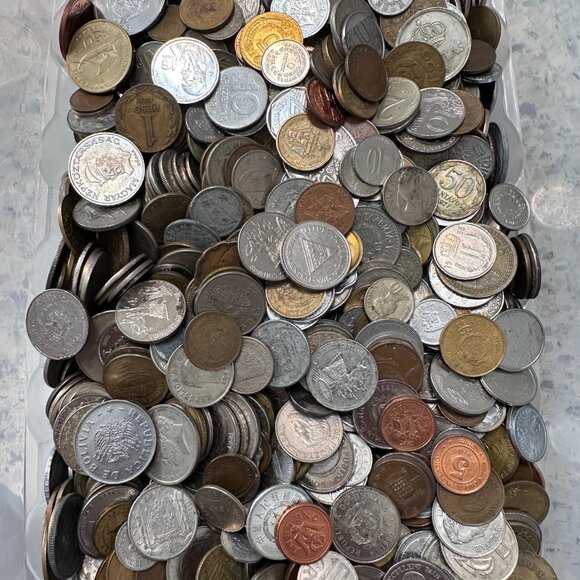1 POUND BULK MIXED FOREIGN COINS FROM AROUND THE WORLD - Picture 2 of 7